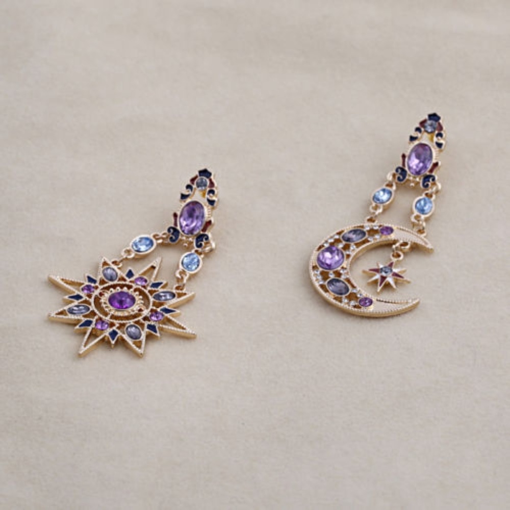 😻Celestial earrings- 2 for $10